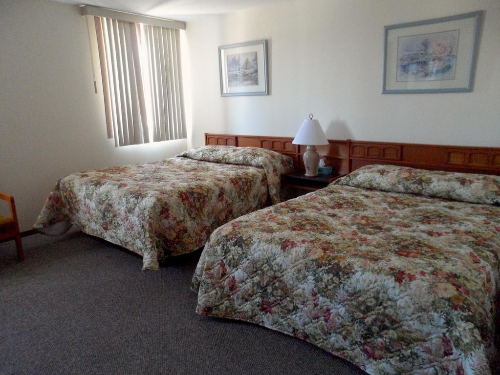 Mount Baker Hotel Cranbrook Quarto foto